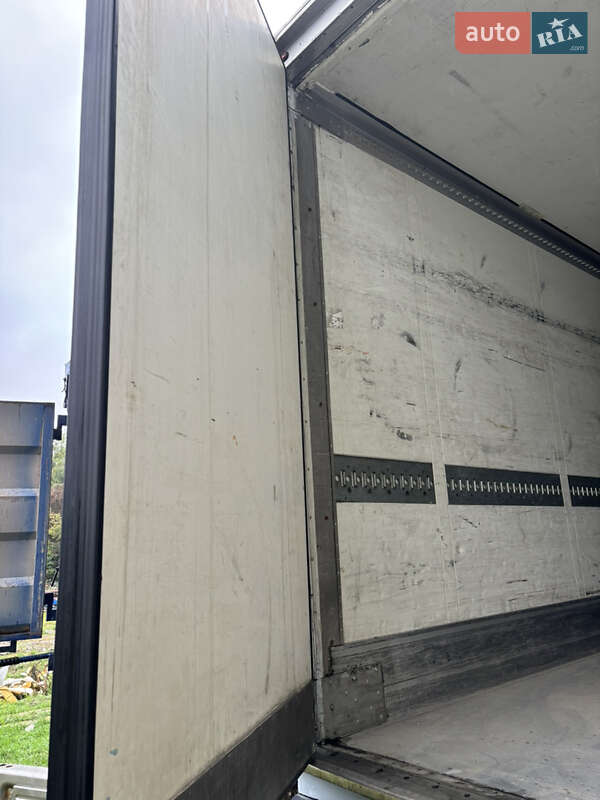 Рефрижератор полуприцеп SCHMIDT SKO 2008 в Обухове