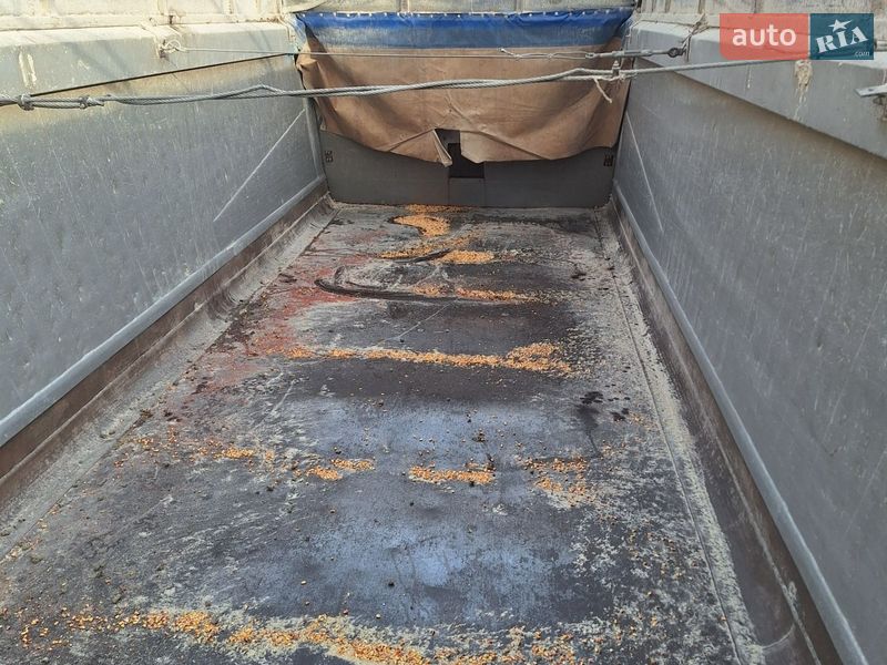 Самосвал полуприцеп SCHMIDT SKO 2009 в Умани