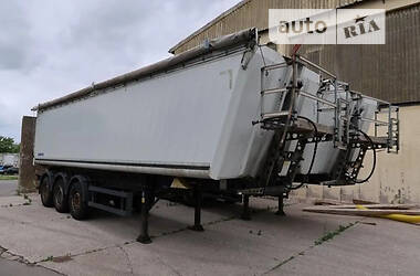 Зерновоз - напівпричіп Schmitz Cargobull Cargobull 2014 в Чернівцях
