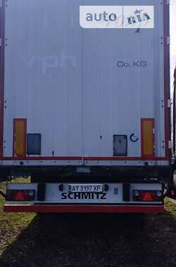 Бортовой полуприцеп Schmitz Cargobull Cargobull 2012 в Долине