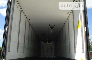 Рефрижератор напівпричіп Schmitz Cargobull Cargobull 2013 в Луцьку