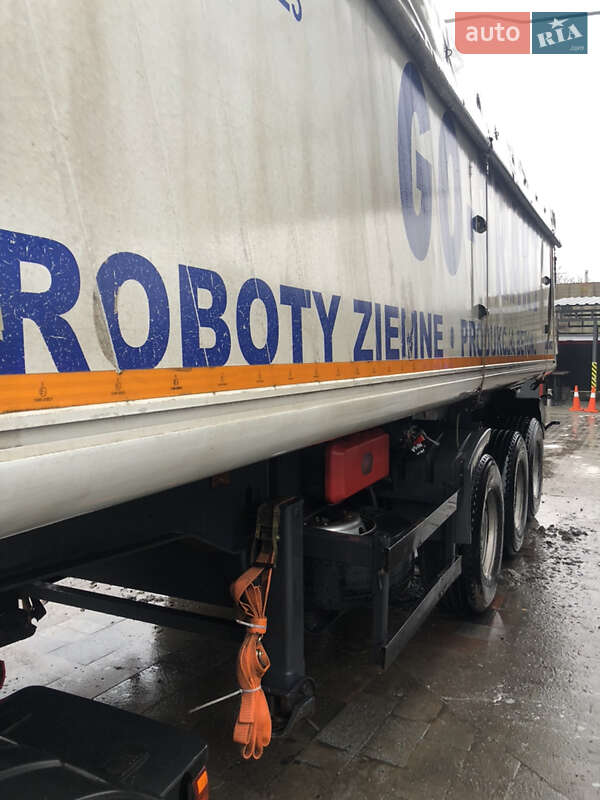 Самоскид напівпричіп Schmitz Cargobull Cargobull 2003 в Полонному