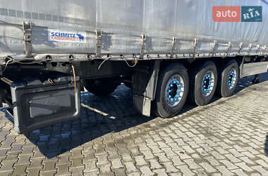 Тентований борт (штора) - напівпричіп Schmitz Cargobull Cargobull 2012 в 