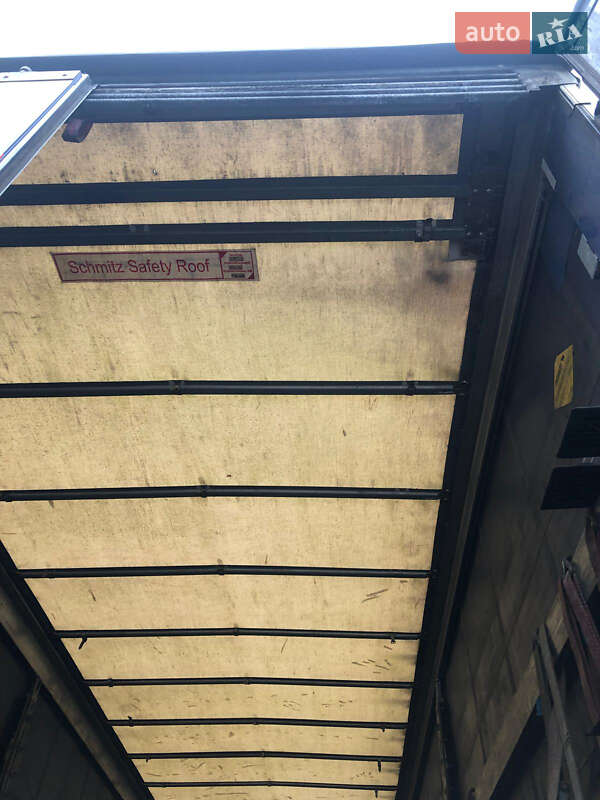 Тентованный борт (штора) - полуприцеп Schmitz Cargobull Cargobull 2012 в Луцке