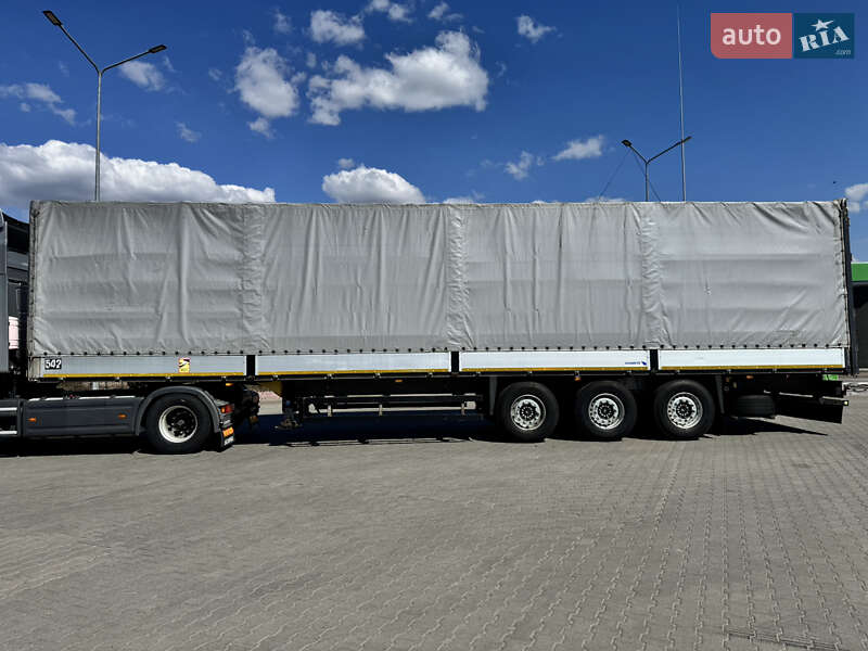 Тентованный борт (штора) - полуприцеп Schmitz Cargobull Cargobull 2012 в Новоднестровске