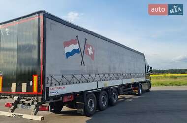 Тентований борт (штора) - напівпричіп Schmitz Cargobull Cargobull 2013 в 