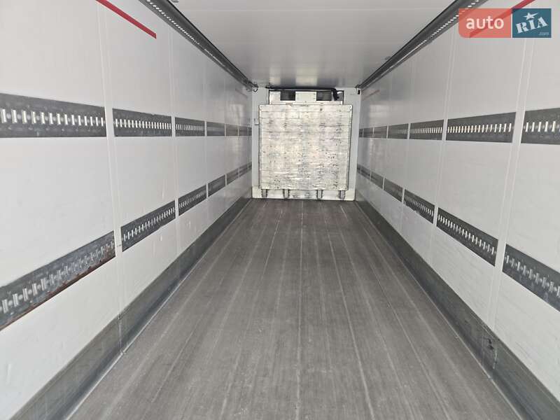 Рефрижератор полуприцеп Schmitz Cargobull Cargobull 2015 в Болграде
