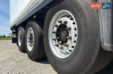 Изотермическая будка Schmitz Cargobull Cargobull 2012 в 