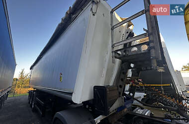 Самосвал полуприцеп Schmitz Cargobull Cargobull 2013 в 