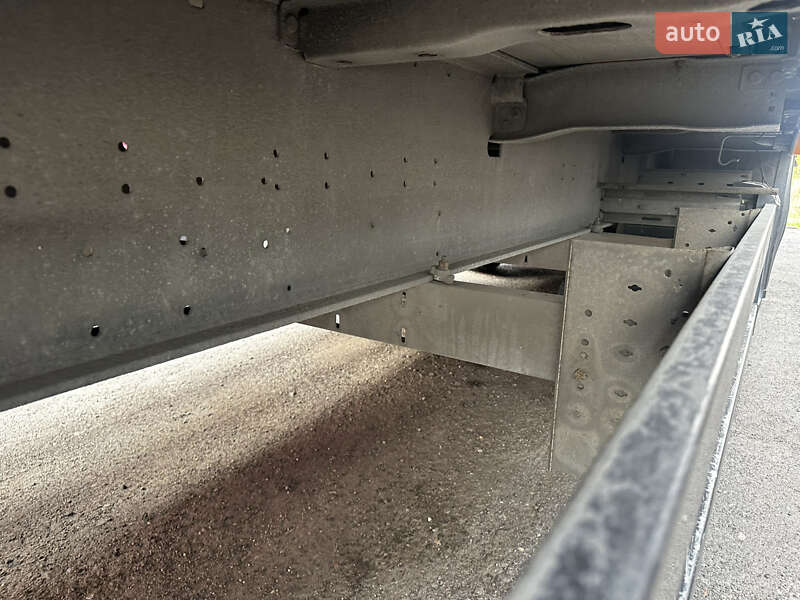 Тентованный борт (штора) - полуприцеп Schmitz Cargobull Cargobull 2011 в Умани