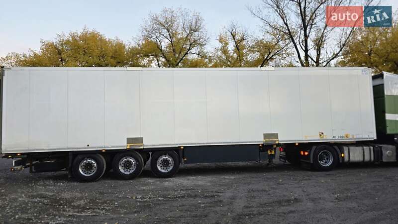 Рефрижератор напівпричіп Schmitz Cargobull Cargobull 2015 в Кам'янському
