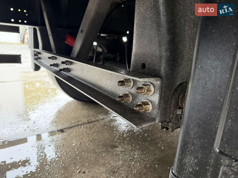 Тентованный борт (штора) - полуприцеп Schmitz Cargobull Cargobull 2017 в Львове