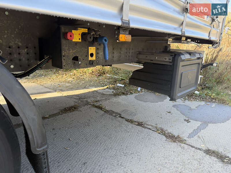 Тентованный борт (штора) - полуприцеп Schmitz Cargobull Cargobull 2015 в Львове фото 12 Тентованный борт (штора) - полуприцеп Schmitz Cargobull Cargobull 2015 в Львове