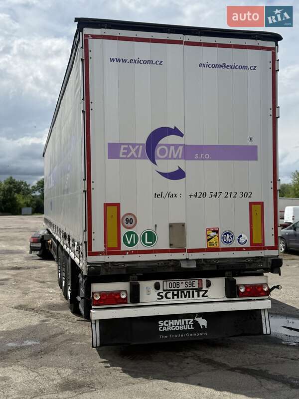 Бортовой полуприцеп Schmitz Cargobull Cargobull 2014 в Ровно