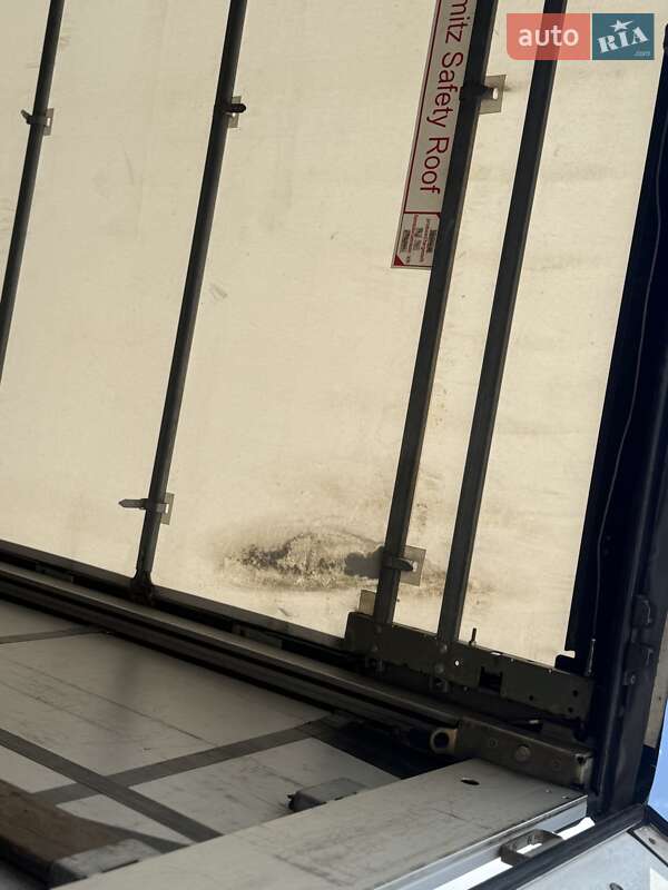 Бортовой полуприцеп Schmitz Cargobull Cargobull 2014 в Ровно