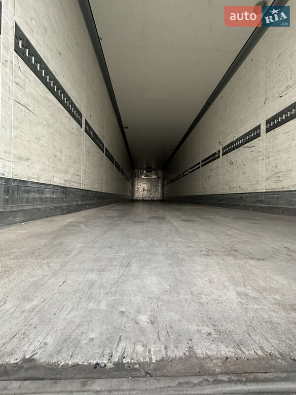 Рефрижератор полуприцеп Schmitz Cargobull Cargobull 2004 в Умани фото 5 Рефрижератор полуприцеп Schmitz Cargobull Cargobull 2004 в Умани