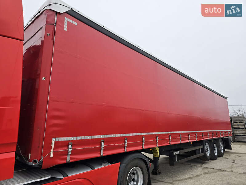 Тентованный борт (штора) - полуприцеп Schmitz Cargobull Cargobull 2015 в Львове фото 4 Тентованный борт (штора) - полуприцеп Schmitz Cargobull Cargobull 2015 в Львове