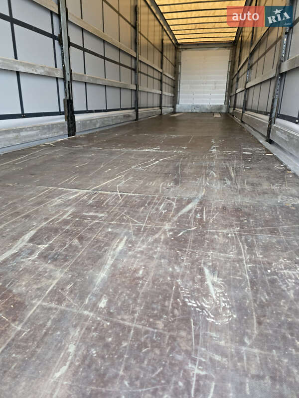 Тентованный борт (штора) - полуприцеп Schmitz Cargobull Cargobull 2016 в Львове