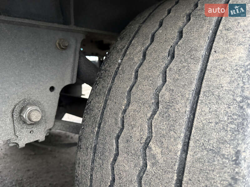 Изотермическая будка Schmitz Cargobull Cargobull 2014 в Киеве