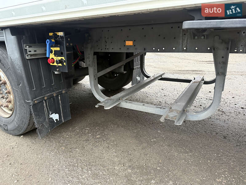 Изотермическая будка Schmitz Cargobull Cargobull 2014 в Киеве