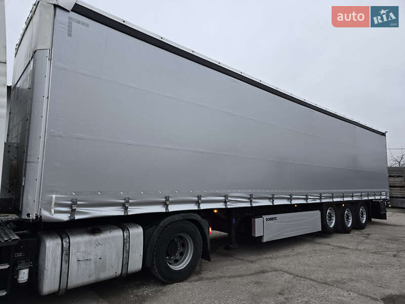 Тентований борт (штора) - напівпричіп Schmitz Cargobull Cargobull 2015 в Львові