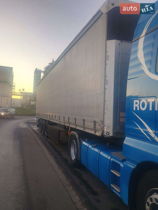 Тентованный борт (штора) - полуприцеп Schmitz Cargobull Cargobull 2015 в Луцке