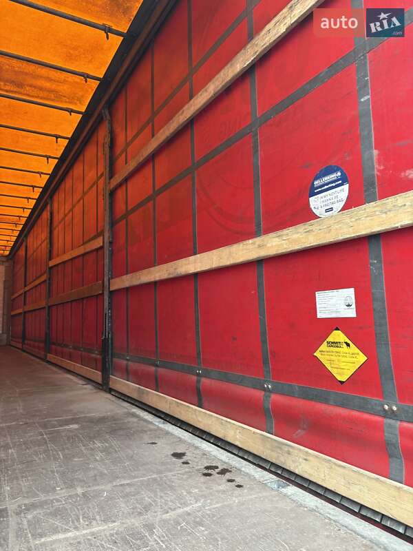 Тентованный борт (штора) - полуприцеп Schmitz Cargobull Cargobull 2017 в Луцке