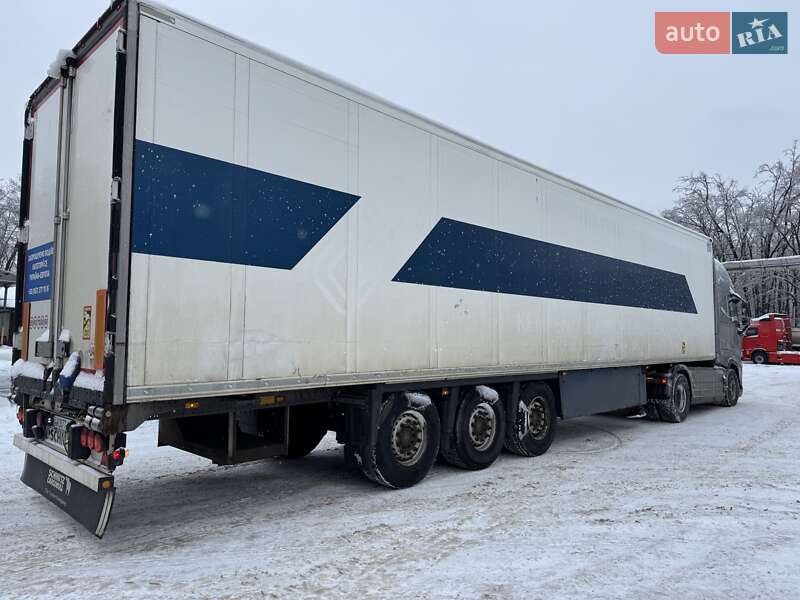 Рефрижератор Schmitz Cargobull Cargobull 2015 в Киеве