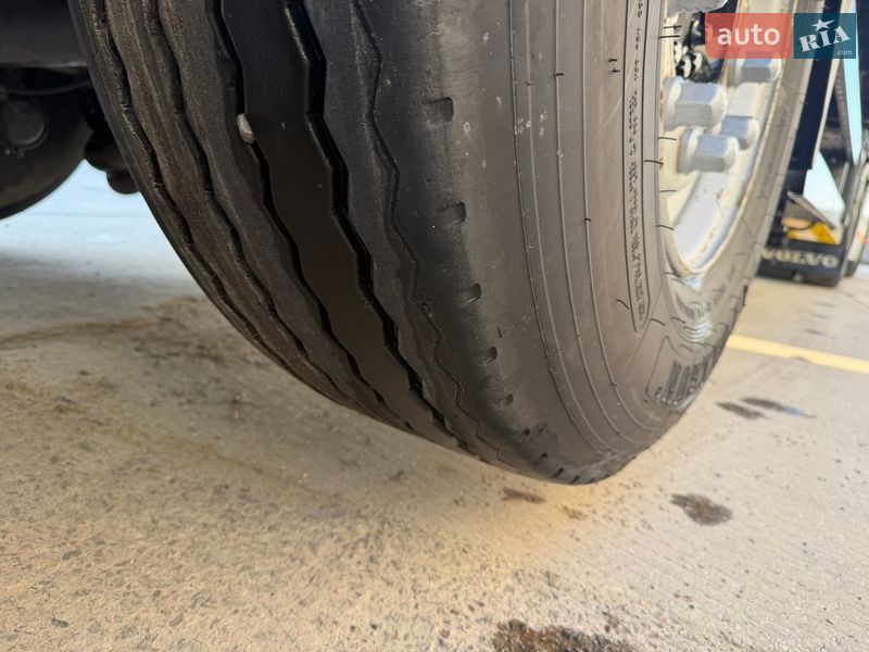 Тентованный борт (штора) - полуприцеп Schmitz Cargobull Cargobull 2013 в Львове