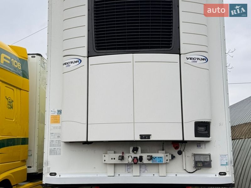 Рефрижератор полуприцеп Schmitz Cargobull Cargobull 2015 в Черновцах