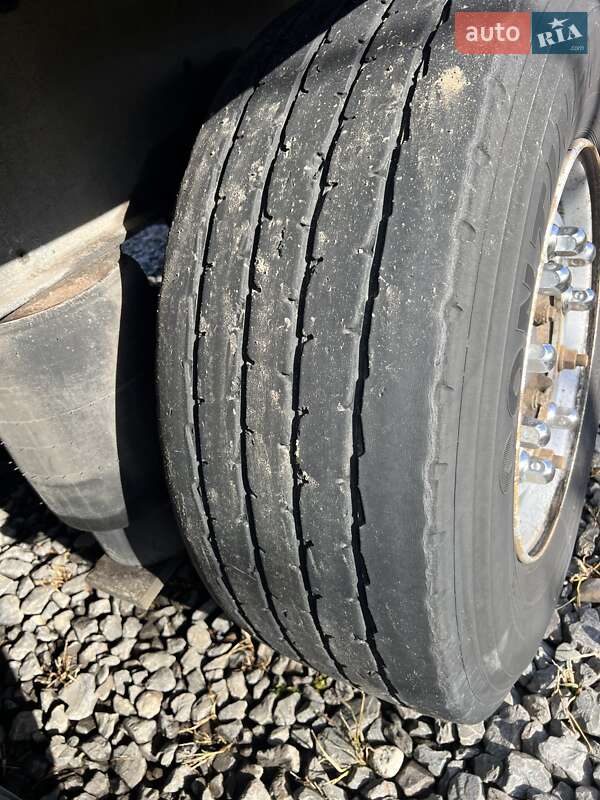 Тентований борт (штора) - напівпричіп Schmitz Cargobull Gotha 2007 в Хусті