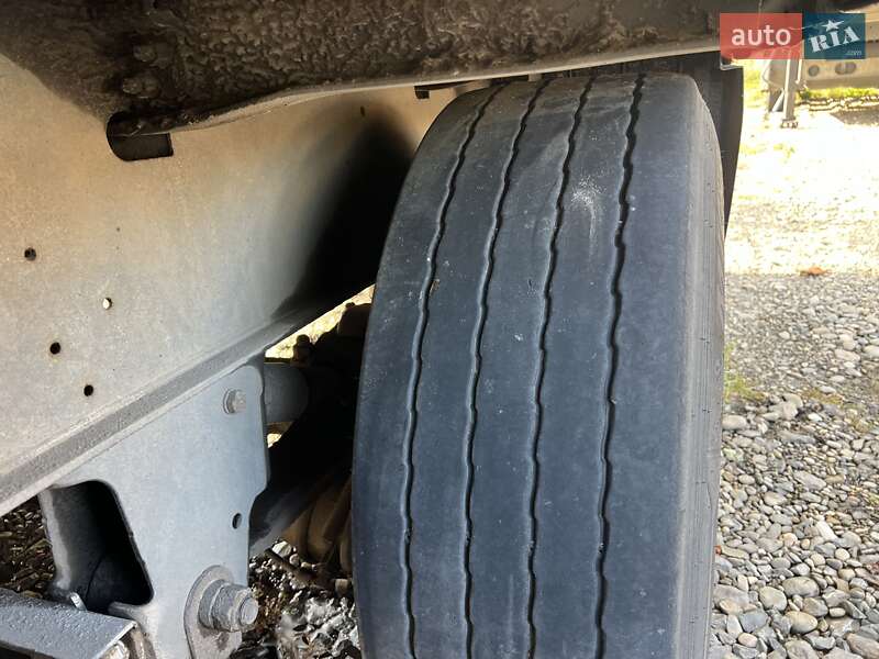 Тентований борт (штора) - напівпричіп Schmitz Cargobull Gotha 2007 в Хусті