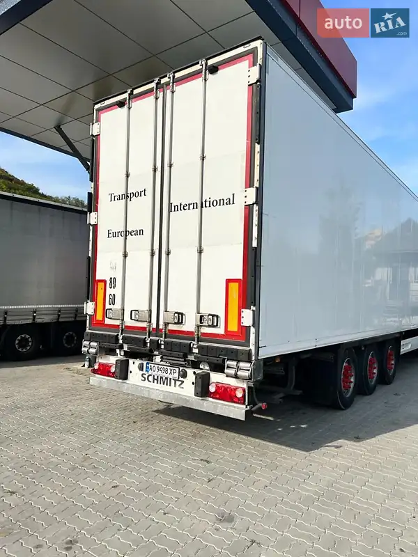 Schmitz Cargobull Mega 2011