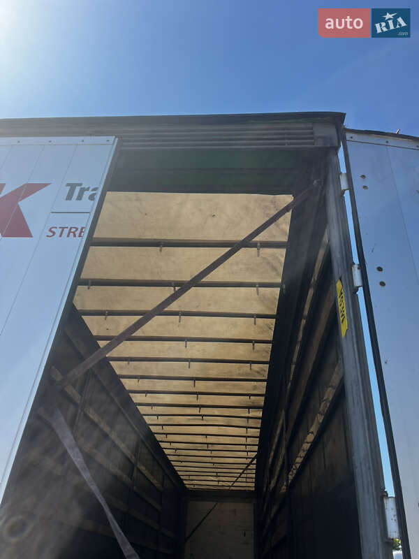 Тентований борт (штора) - напівпричіп Schmitz Cargobull Mega 2008 в Луцьку