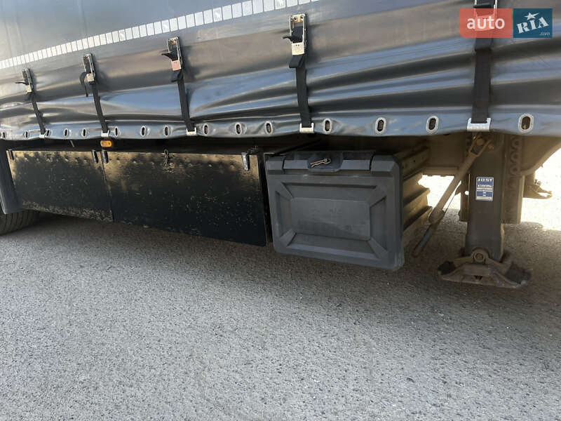 Тентований борт (штора) - напівпричіп Schmitz Cargobull Mega 2008 в Луцьку