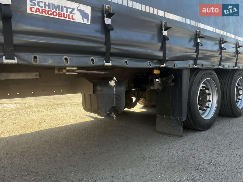 Тентований борт (штора) - напівпричіп Schmitz Cargobull Mega 2008 в Луцьку