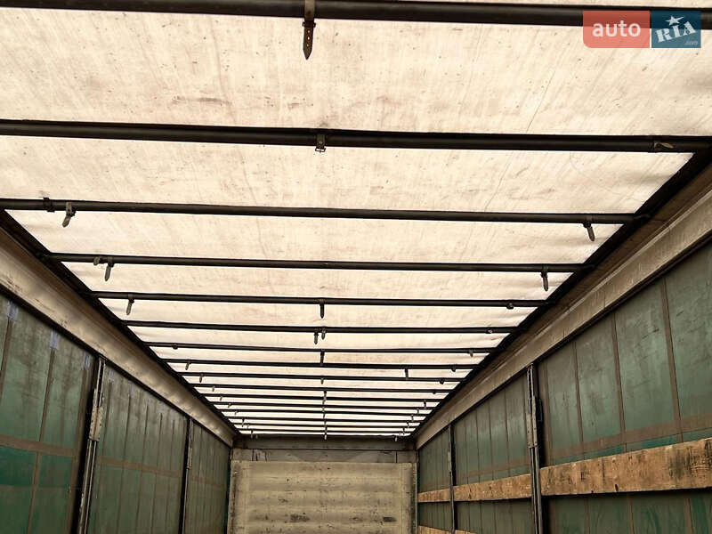 Тентованный борт (штора) - полуприцеп Schmitz Cargobull S01 2010 в Луцке