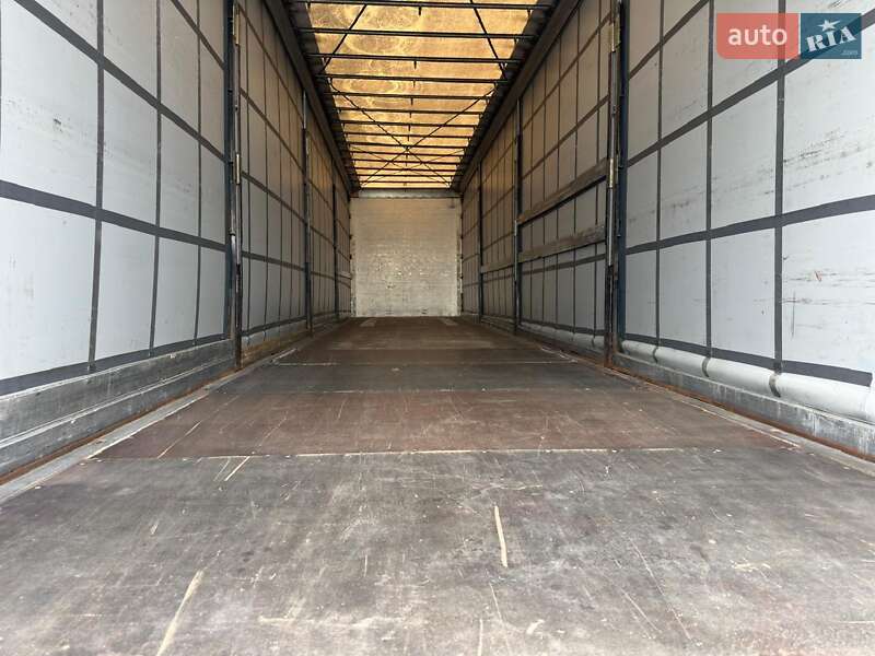 Тентований борт (штора) - напівпричіп Schmitz Cargobull S01 2007 в Луцьку