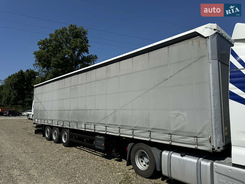 Тентований борт (штора) - напівпричіп Schmitz Cargobull S01 2013 в Чернівцях