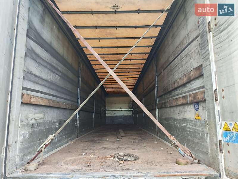 Бортовий напівпричіп Schmitz Cargobull S01 2008 в Городку