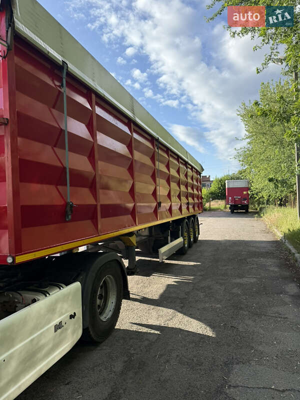 Самоскид напівпричіп Schmitz Cargobull S01 2007 в Полтаві