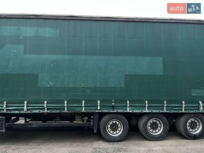 Платформа полуприцеп Schmitz Cargobull S01 2011 в Луцке