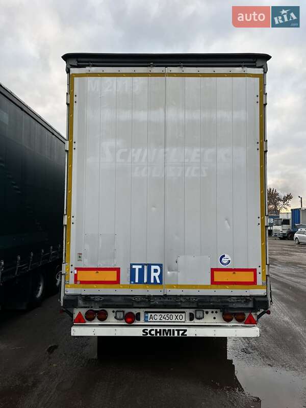 Платформа полуприцеп Schmitz Cargobull S01 2011 в Луцке