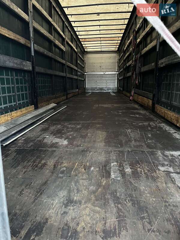 Платформа полуприцеп Schmitz Cargobull S01 2011 в Луцке