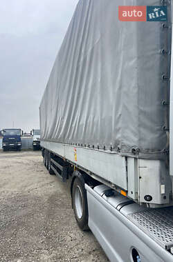 Тентований борт (штора) - напівпричіп Schmitz Cargobull S01 2003 в Луцьку