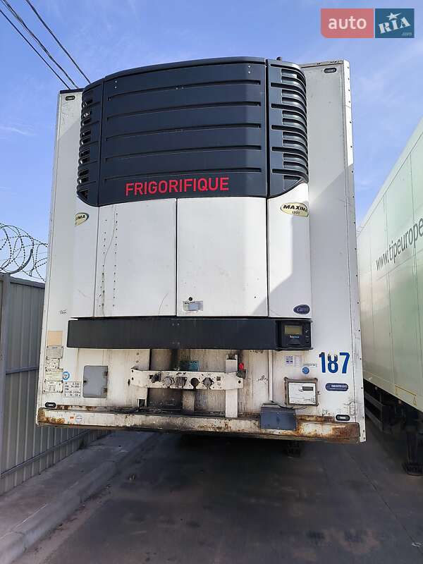 Рефрижератор полуприцеп Schmitz Cargobull S3 2007 в Чернигове