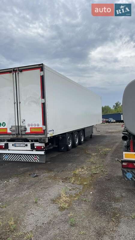 Рефрижератор Schmitz Cargobull S3 2010 в Берегово