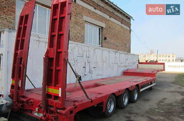 Низкорамная платформа Schmitz Cargobull SAF 2008 в 