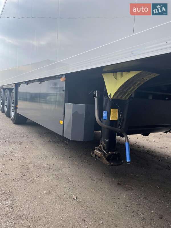 Рефрижератор напівпричіп Schmitz Cargobull SAF 2010 в Тернополі