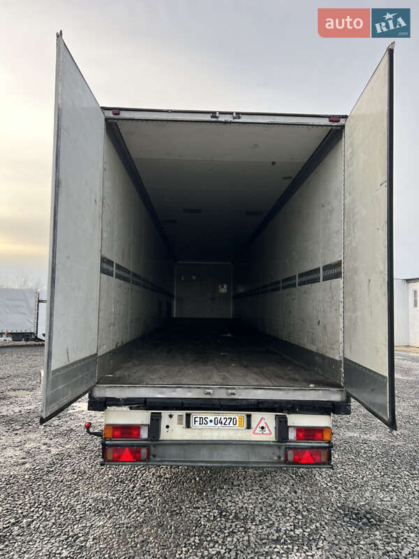 Изотермическая будка Schmitz Cargobull SAF 2000 в Ковеле
